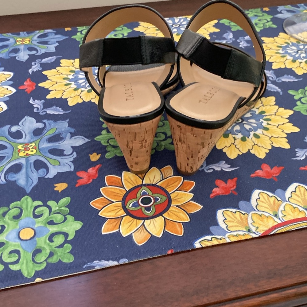 Talbots Royce Black Sandels Sling - Picture 3 of 6